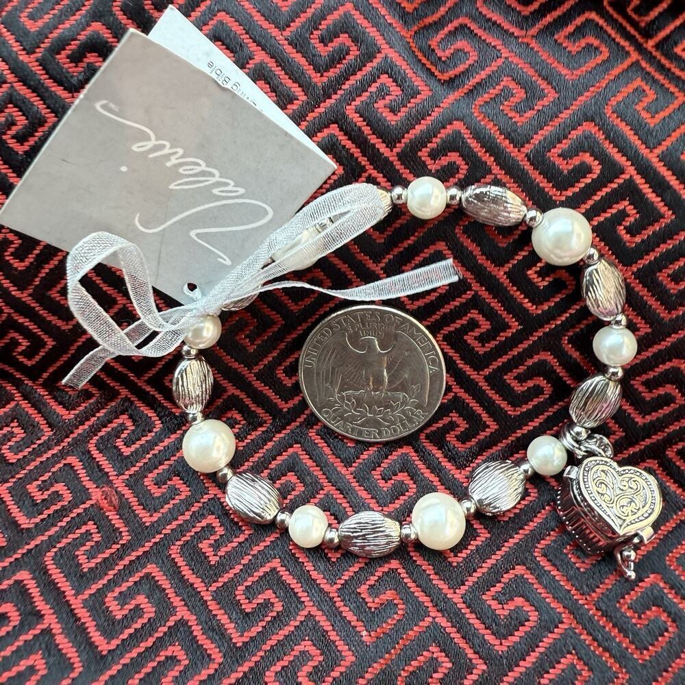 Valerie Parr Hill Faux Pearl Silver Tone Bead Prayer Box Charm Stretch Bracelet - Picture 7 of 9